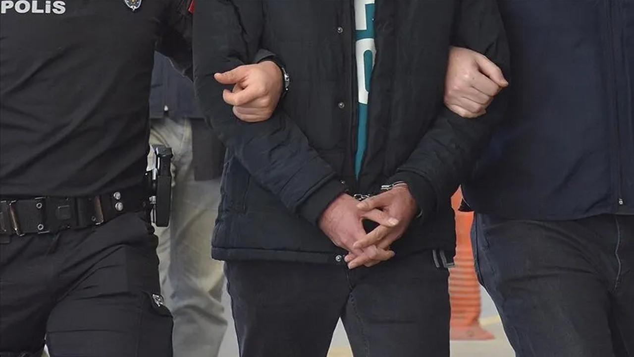 Sakarya’da uyuşturucu operasyonu: 5 gözaltı